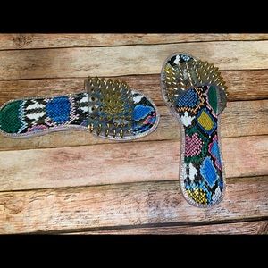 Metallic Spike Clear Slides